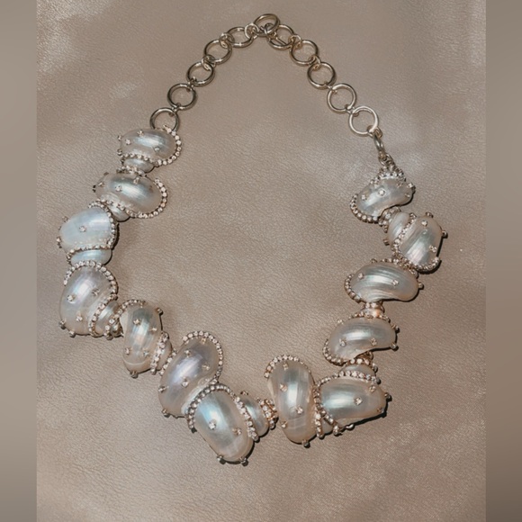 Zara special edition. Beautiful sexy stunning high quality large shell necklace - Picture 3 of 6